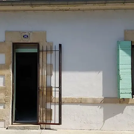 Jolie Petite Maison Idealement Situee Apartment *